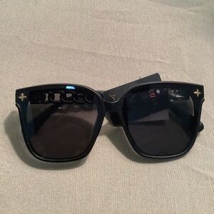 Women’s Sunglasses